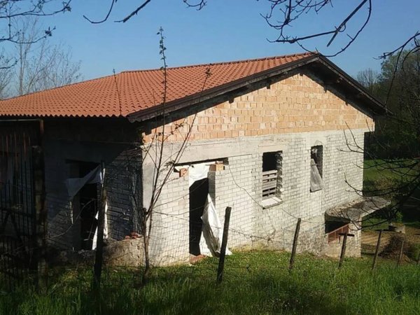 casa indipendente in vendita a Ferentino