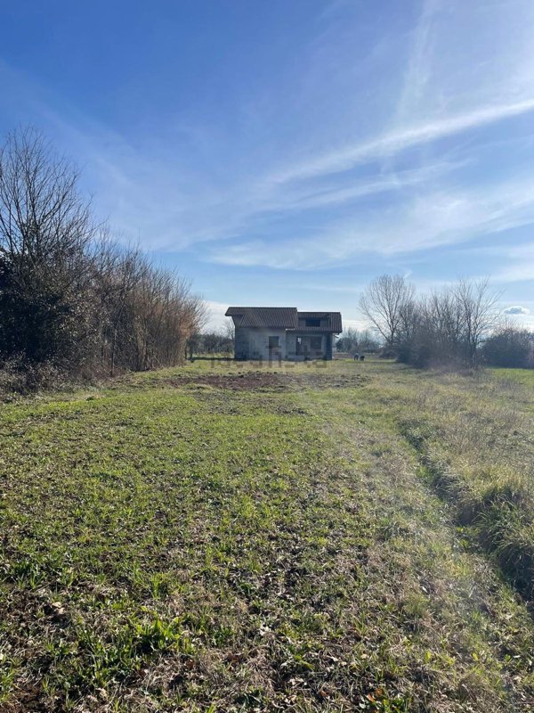 casa indipendente in vendita a Ferentino