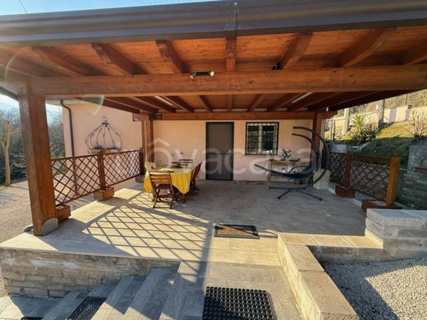 casa indipendente in vendita a Ferentino