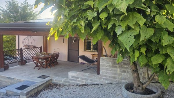 casa indipendente in vendita a Ferentino