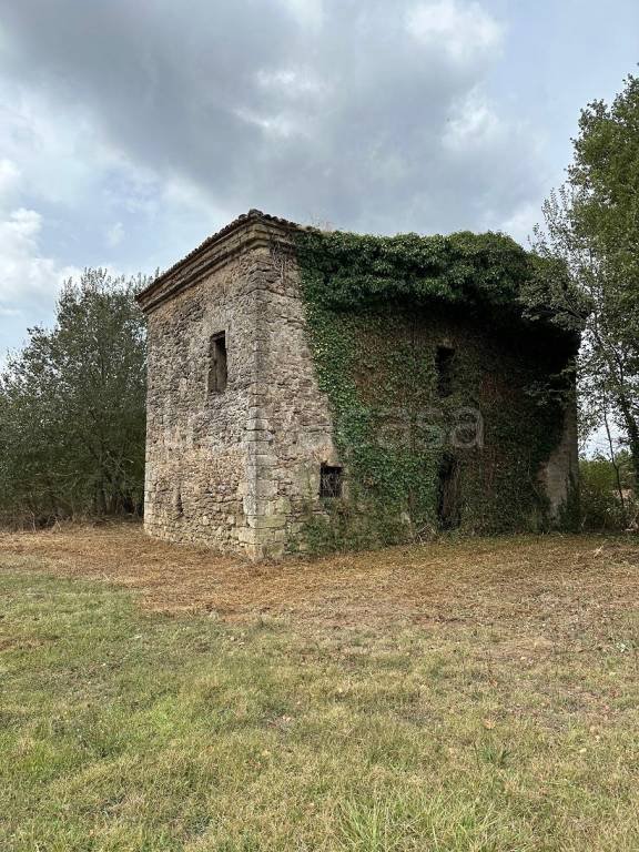casa indipendente in vendita a Ferentino