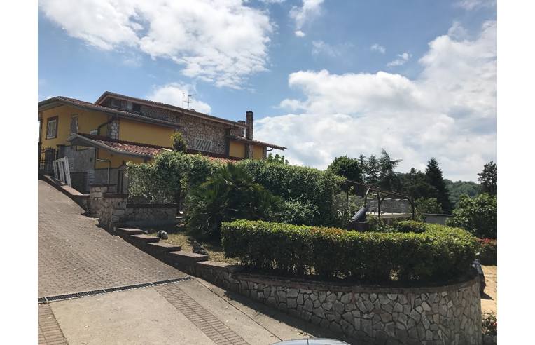 casa indipendente in vendita a Ferentino