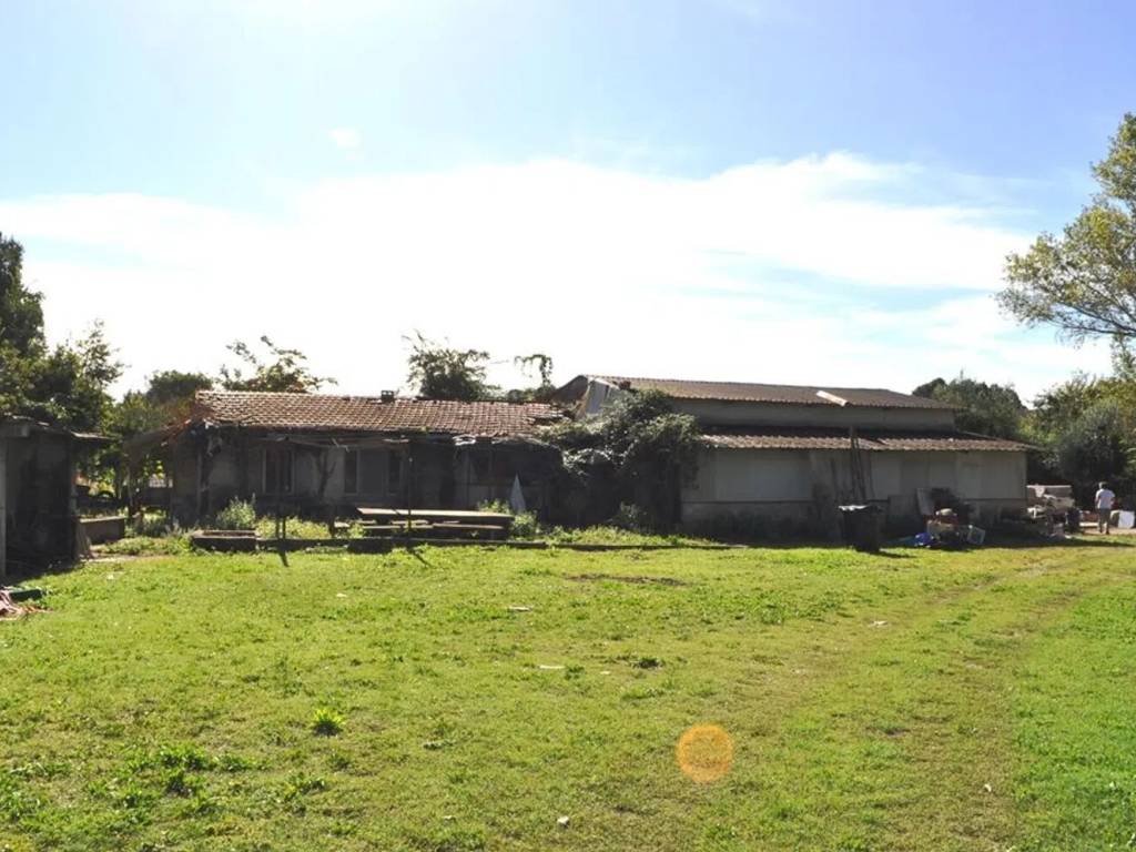terreno edificabile in vendita a Ferentino
