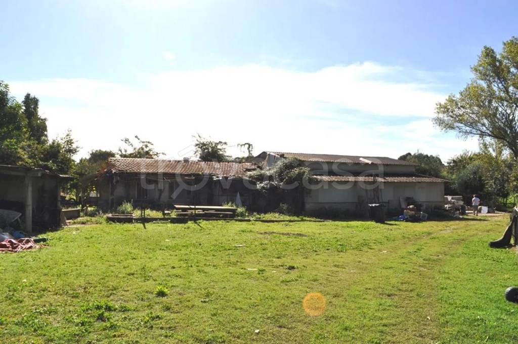 casa indipendente in vendita a Ferentino