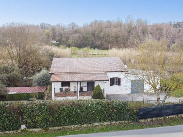 casa indipendente in vendita a Ferentino