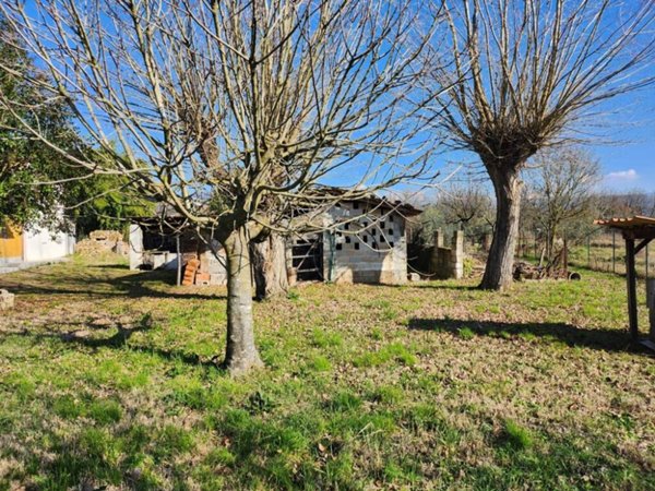 casa indipendente in vendita a Ferentino