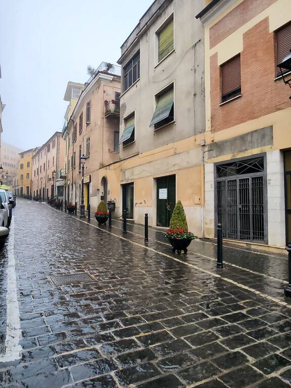 negozio in vendita a Ferentino