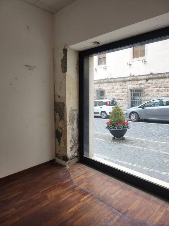 negozio in vendita a Ferentino