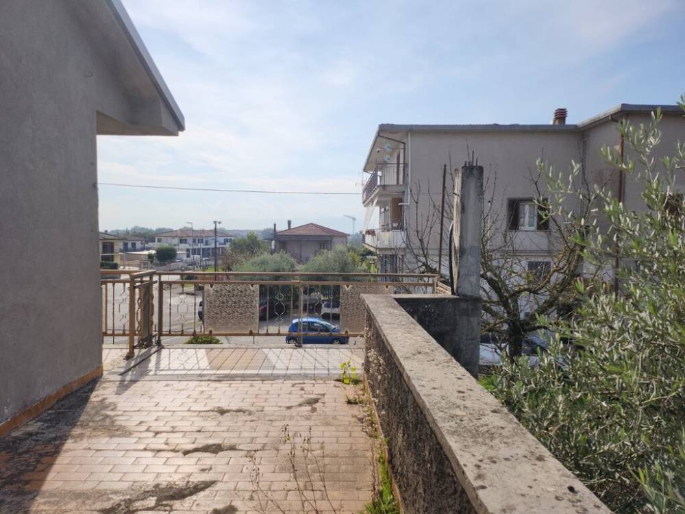casa indipendente in vendita a Ferentino