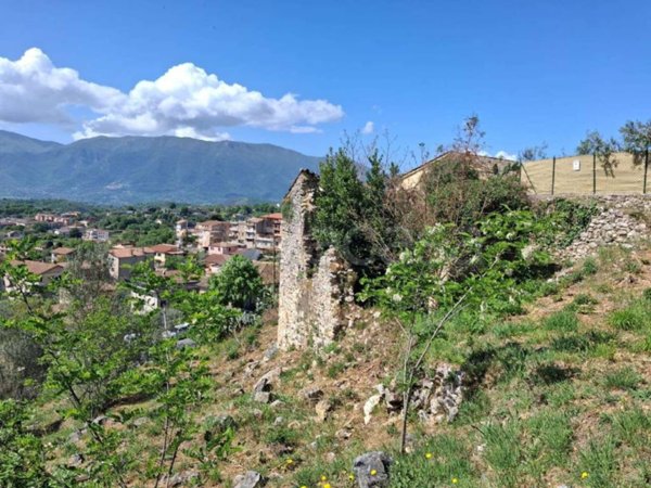 casa indipendente in vendita a Ferentino
