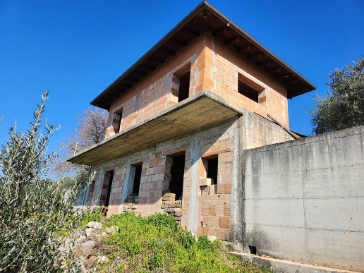 casa indipendente in vendita a Ferentino