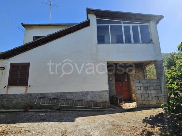 casa indipendente in vendita a Ferentino