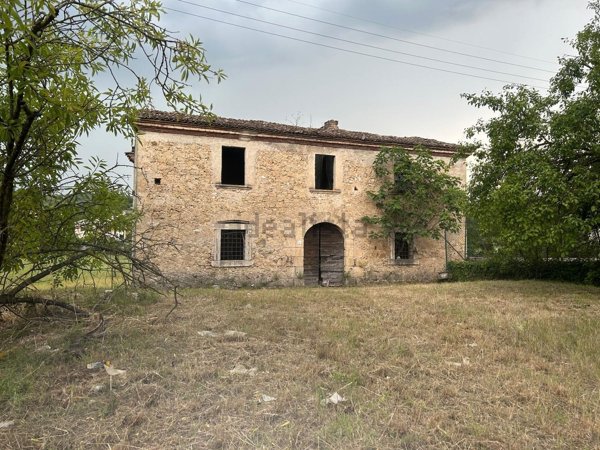 casa indipendente in vendita a Ferentino