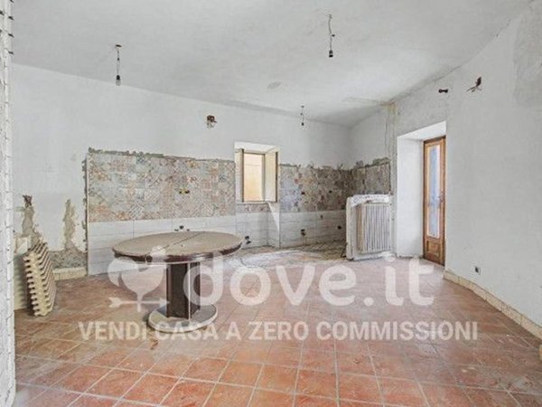 casa indipendente in vendita a Ferentino