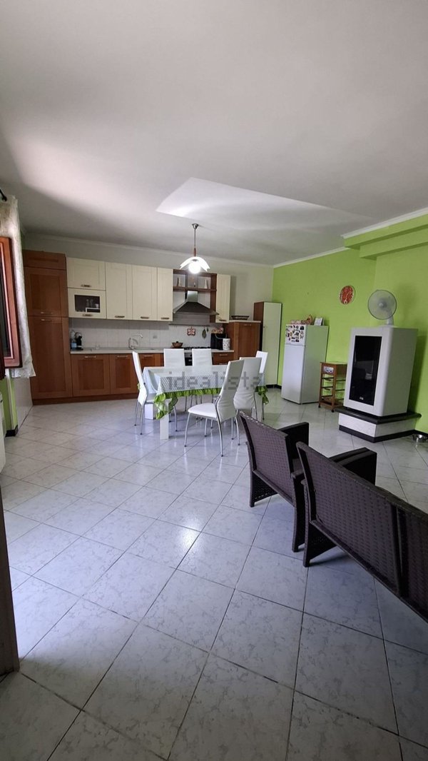 casa indipendente in vendita a Ferentino