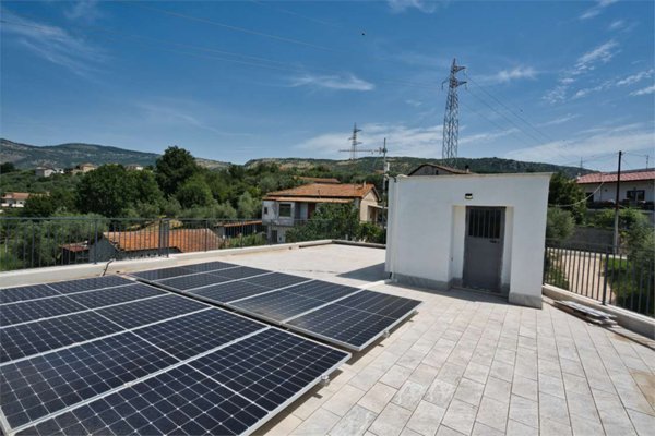 casa indipendente in vendita a Ferentino