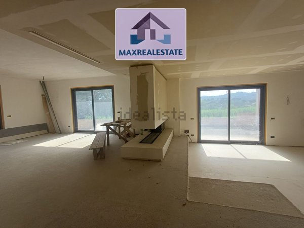 casa indipendente in vendita a Ferentino
