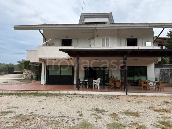 locale commerciale in vendita a Ferentino