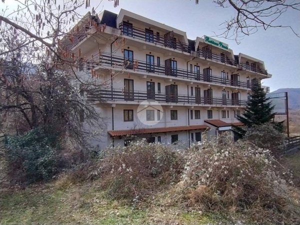 intera palazzina in vendita a Filettino