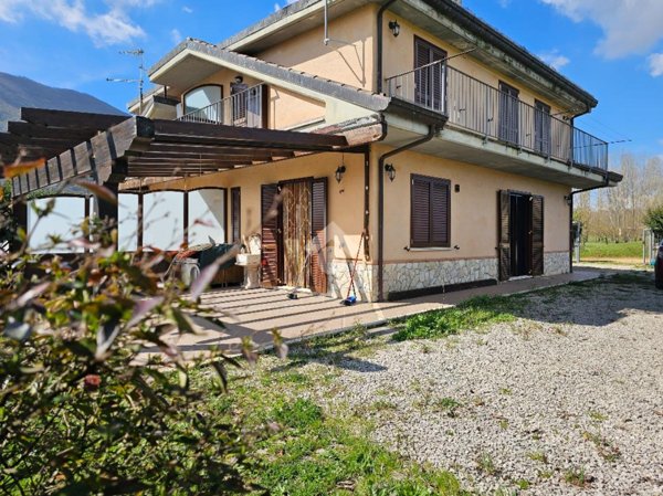 casa indipendente in vendita a Fiuggi