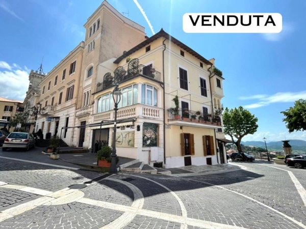 casa indipendente in vendita a Fiuggi
