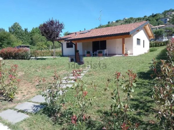 casa indipendente in vendita a Fiuggi