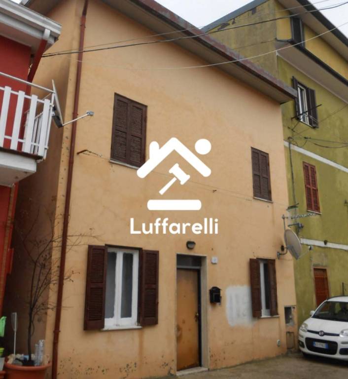 casa indipendente in vendita a Fiuggi