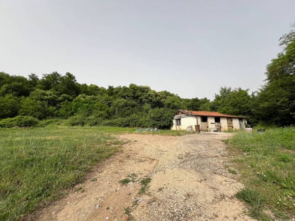 locale commerciale in vendita a Fiuggi