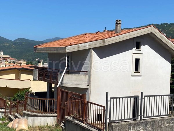 casa indipendente in vendita a Fiuggi