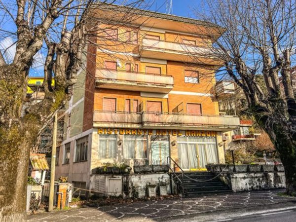 negozio in vendita a Fiuggi