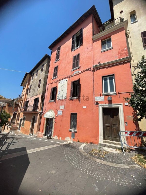 casa indipendente in vendita a Fiuggi