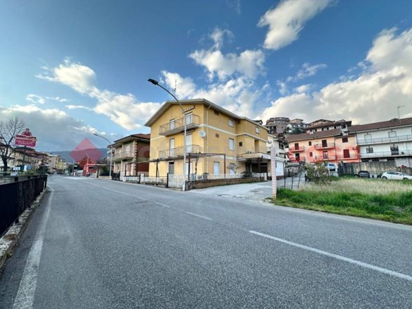 intera palazzina in vendita a Fiuggi