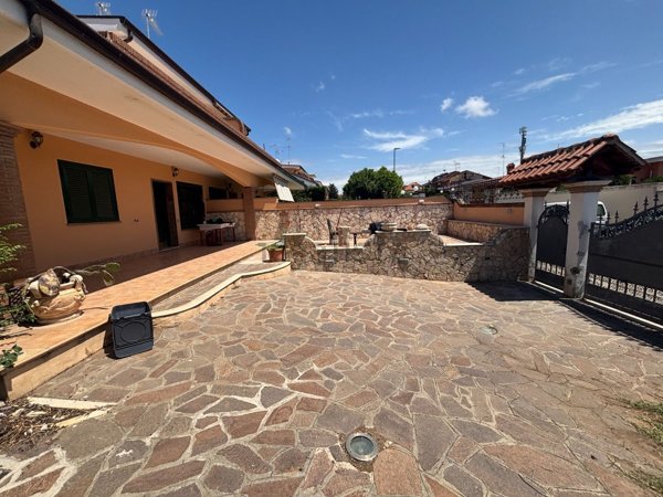 casa indipendente in vendita a Fiuggi