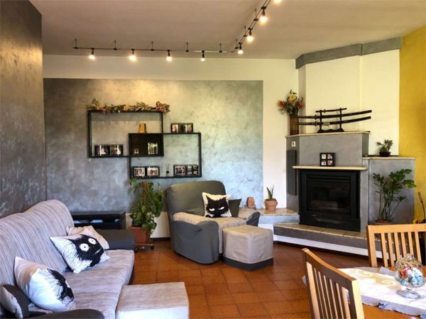 casa indipendente in vendita a Fiuggi