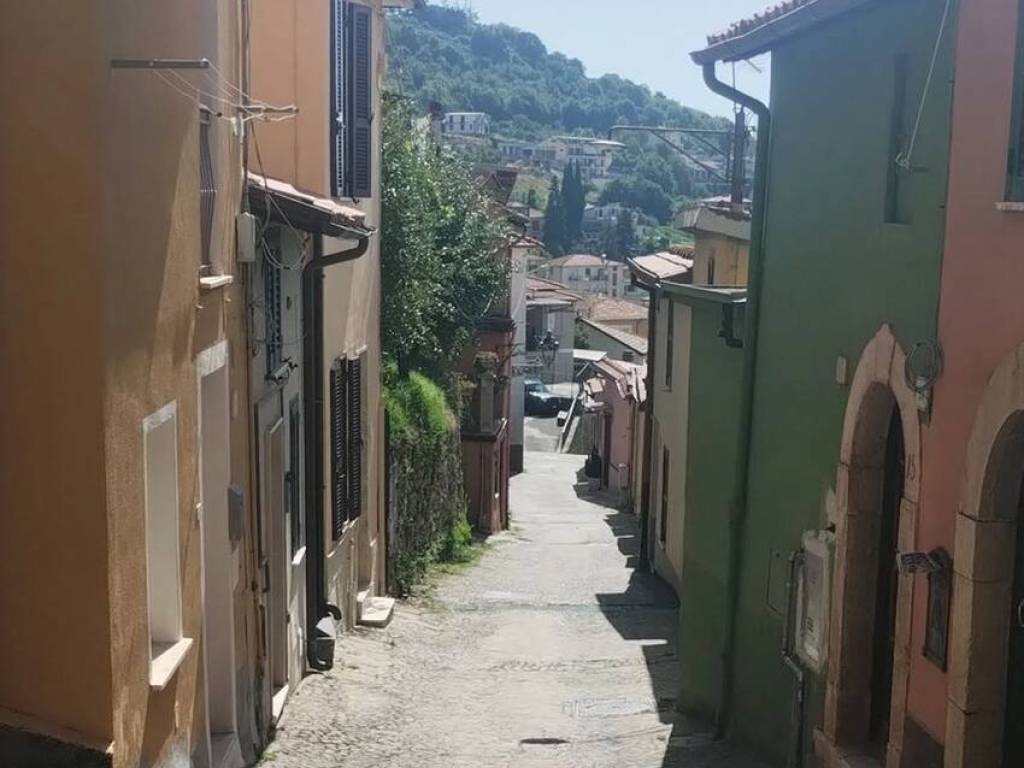 casa indipendente in vendita a Fiuggi