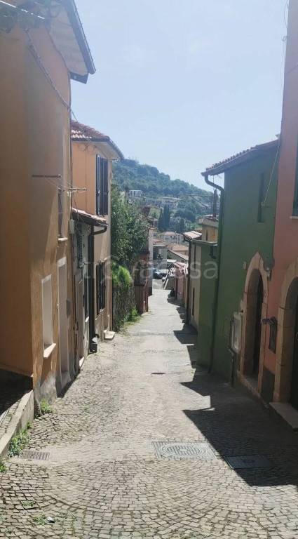 casa indipendente in vendita a Fiuggi