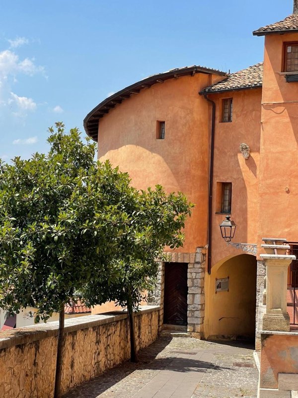 casa indipendente in vendita a Fiuggi