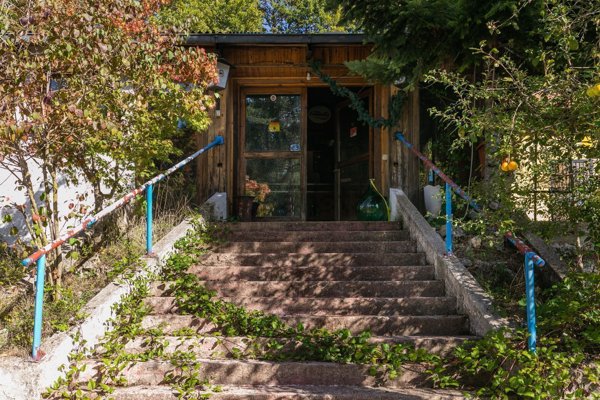 locale commerciale in vendita a Fiuggi