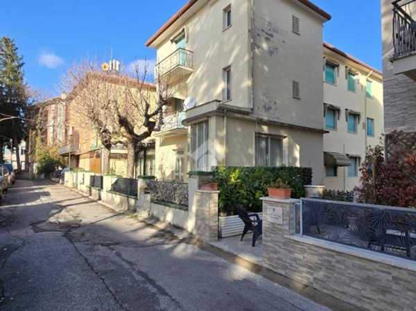 negozio in vendita a Fiuggi