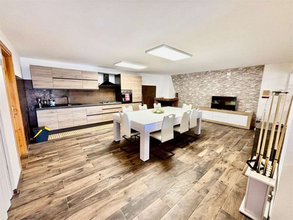 casa indipendente in vendita a Fiuggi