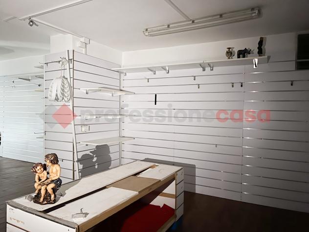 negozio in vendita a Fiuggi