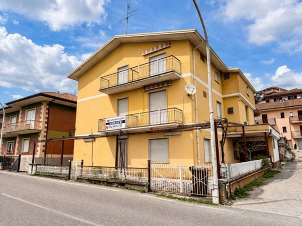 intera palazzina in vendita a Fiuggi