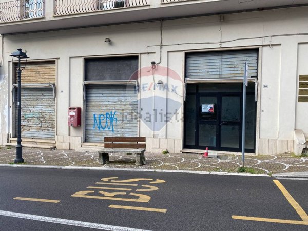 locale commerciale in vendita a Fiuggi