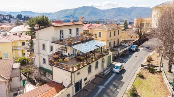 casa indipendente in vendita a Fiuggi