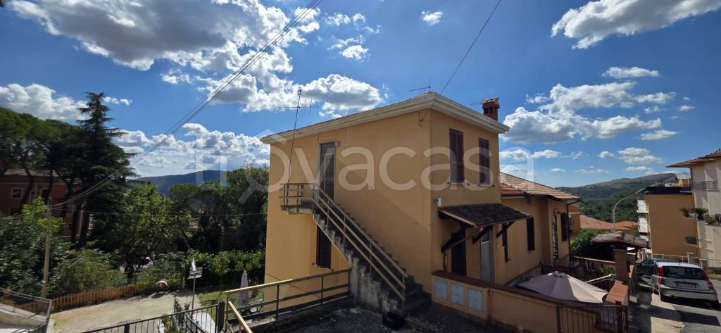 casa indipendente in vendita a Fiuggi