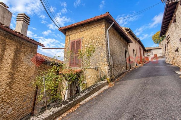 casa indipendente in vendita a Fiuggi