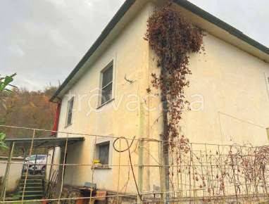 casa indipendente in vendita a Fontana Liri