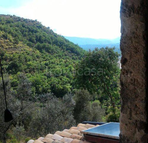 casa indipendente in vendita a Fontana Liri