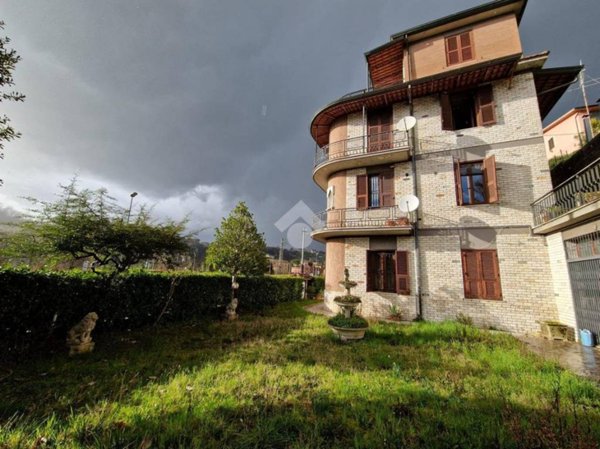 casa indipendente in vendita a Fontana Liri