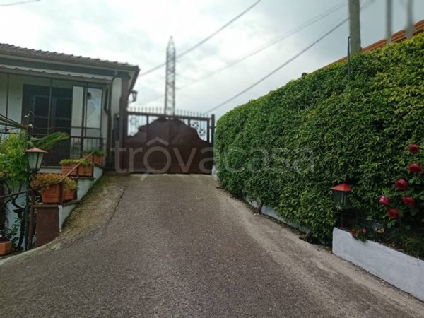 casa indipendente in vendita a Fontana Liri